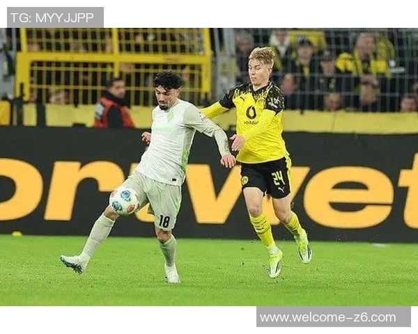 踢球者预测拜仁对阵多特首发阵容乌尔比希比朔夫出战施洛特贝克复出